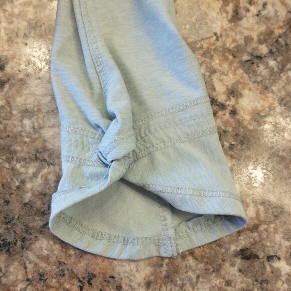 Women's Apana Yoga Light Green  Long Sleeve Athletic Top Size Small - Picture 6 of 10